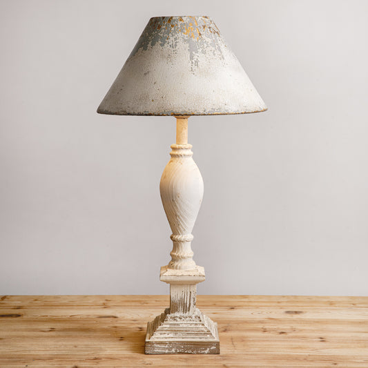 Farmhouse Table Lamp