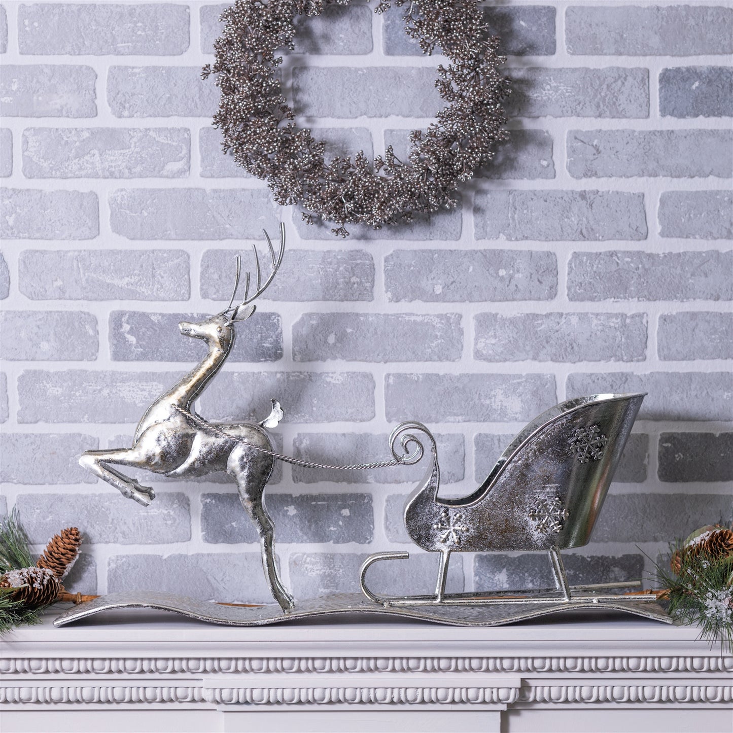 Reindeer with Sleigh